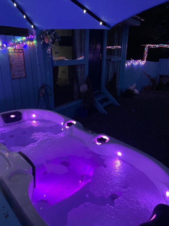 Bankhead Accommodation With Hot Tub Aberdeenshire Gamrie Екстер'єр фото